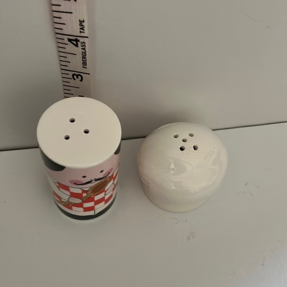 Avon Vintage Chef Andre Salt and Pepper Shakers - Picture 5 of 9